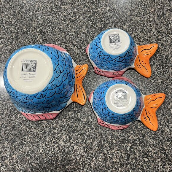 Tabletops Gallery | RARE HTF Coastal Pescada Hand Painted Fish 4 Dish Tropical - Picture 8 of 9